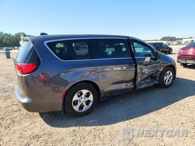 Trzecie zdjęcie samochodu z tyłu: 2017 CHRYSLER PACIFICA LX VIN:2C4RC1CGXHR657631 - miniatura