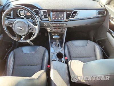 Zdjęcie 8 z 13 samochodu: 2018 KIA NIRO EX VIN:KNDCC3LCXJ5113521 - miniatura