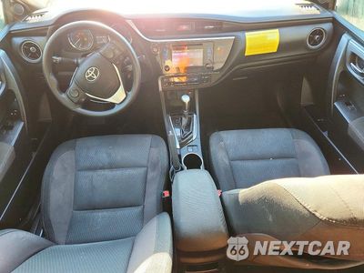 Zdjęcie 8 z 12 samochodu: 2019 TOYOTA COROLLA LE VIN:2T1BURHE3KC211977 - miniatura