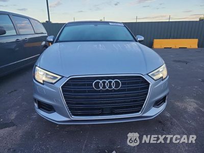 Piąte zdjęcie samochodu w środku: 2019 AUDI A3 PREMIUM VIN:WAUAUGFF6K1024746 - miniatura