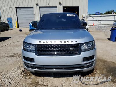 Piąte zdjęcie samochodu w środku: 2017 LAND ROVER RANGE ROVER HSE VIN:SALGS2FV3HA370610 - miniatura