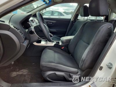 Zdjęcie 7 z 13 samochodu: 2015 NISSAN ALTIMA 2.5 S VIN:1N4AL3AP8FN309029 - miniatura
