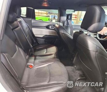 Zdjęcie 10 z 12 samochodu: 2025 JEEP COMPASS LIMITED VIN:3C4NJDCN0ST604302 - miniatura