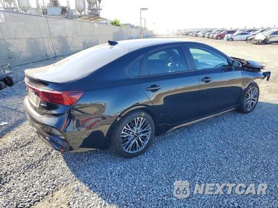Trzecie zdjęcie samochodu z tyłu: 2023 KIA FORTE GT LINE VIN:3KPF54AD3PE619777 - miniatura