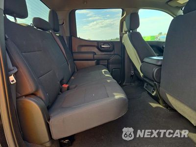 Zdjęcie 10 z 12 samochodu: 2021 CHEVROLET SILVERADO K1500 CUSTOM VIN:1GCPYBEK6MZ176792 - miniatura