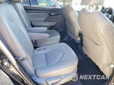 Zdjęcie 11 z 13 samochodu: 2023 TOYOTA HIGHLANDER XLE VIN:5TDKDRBH1PS014680 - miniatura