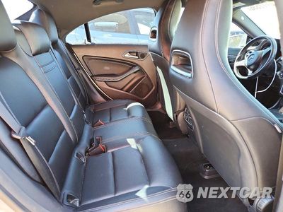 Zdjęcie 10 z 12 samochodu: 2016 MERCEDES-BENZ CLA 250 VIN:WDDSJ4EB2GN292289 - miniatura