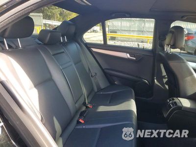Zdjęcie 10 z 12 samochodu: 2014 MERCEDES-BENZ C 300 4MATIC VIN:WDDGF8AB5EA967691 - miniatura