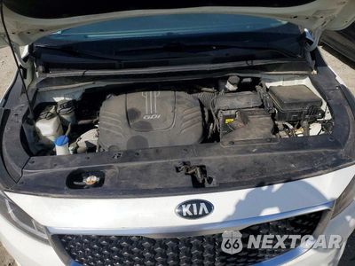 Zdjęcie 12 z 13 samochodu: 2017 KIA SEDONA LX VIN:KNDMB5C13H6250161 - miniatura