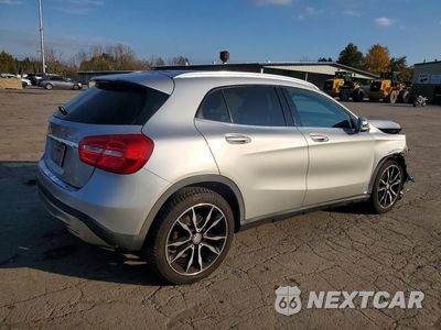 Trzecie zdjęcie samochodu z tyłu: 2017 MERCEDES-BENZ GLA 250 4MATIC VIN:WDCTG4GBXHJ359332 - miniatura