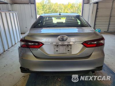 Zdjęcie 6 z 12 samochodu: 2022 TOYOTA CAMRY LE VIN:4T1C11AK8NU670505 - miniatura