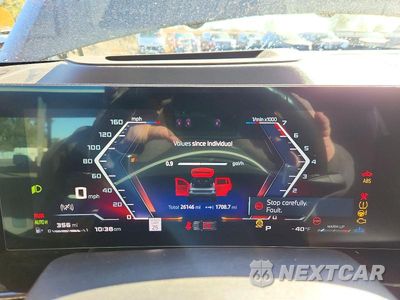 Zdjęcie 9 z 13 samochodu: 2024 BMW X7 M60I VIN:5UX33EM06R9U06819 - miniatura