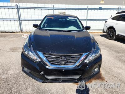 Piąte zdjęcie samochodu w środku: 2017 NISSAN ALTIMA 2.5 SR VIN:1N4AL3AP8HC472732 - miniatura