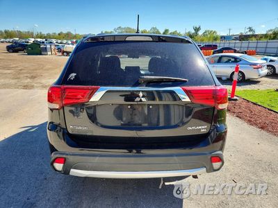 Zdjęcie 6 z 13 samochodu: 2016 MITSUBISHI OUTLANDER SE VIN:JA4AD3A35GZ056051 - miniatura