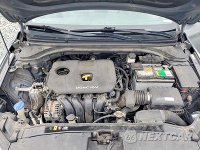 Zdjęcie 11 z 12 samochodu: 2018 HYUNDAI ELANTRA VALUE EDITION VIN:KMHD84LF7JU666098 - miniatura