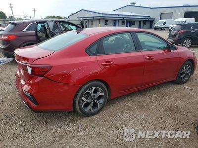 Trzecie zdjęcie samochodu z tyłu: 2021 KIA FORTE LXS VIN:3KPF24AD7ME299125 - miniatura