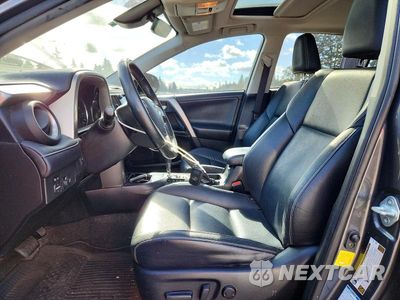 Zdjęcie 7 z 13 samochodu: 2018 TOYOTA RAV4 HV LIMITED VIN:JTMDJREV5JD157654 - miniatura