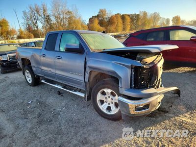 Czwarte zdjęcie samochodu z boku: 2015 CHEVROLET SILVERADO K1500 LT VIN:1GCVKREH0FZ412524 - miniatura