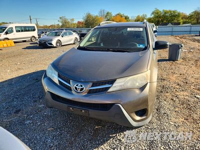 Piąte zdjęcie samochodu w środku: 2015 TOYOTA RAV4 LE VIN:JTMBFREV1FD167632 - miniatura
