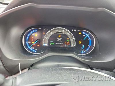 Zdjęcie 9 z 13 samochodu: 2019 TOYOTA RAV4 LIMITED VIN:2T3DWRFV9KW020771 - miniatura