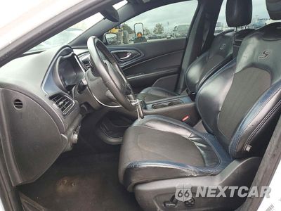 Zdjęcie 7 z 12 samochodu: 2015 CHRYSLER 200 S VIN:1C3CCCBB7FN566080 - miniatura