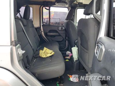 Zdjęcie 10 z 12 samochodu: 2018 JEEP WRANGLER UNLIMITED SAHARA VIN:1C4HJXEG6JW302003 - miniatura