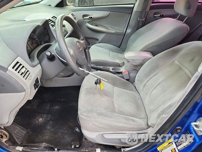 Zdjęcie 7 z 13 samochodu: 2010 TOYOTA COROLLA LE VIN:2T1BU4EE8AC503114 - miniatura
