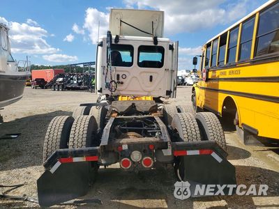Zdjęcie 6 z 13 samochodu: 2023 FREIGHTLINER CASCADIA 126 SEMI TRUCK VIN:3AKJHLDV5PSUH5293 - miniatura