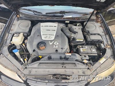Zdjęcie 11 z 12 samochodu: 2007 HYUNDAI AZERA SE VIN:KMHFC46F37A163018 - miniatura