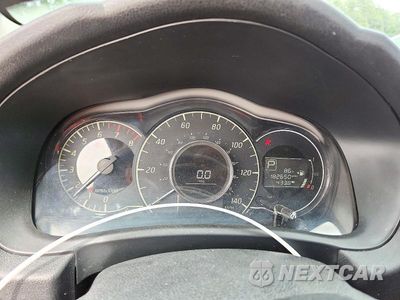 Zdjęcie 9 z 13 samochodu: 2016 NISSAN VERSA NOTE SR VIN:3N1CE2CP1GL371526 - miniatura