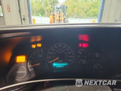 Zdjęcie 9 z 12 samochodu: 2000 CHEVROLET SILVERADO C1500 VIN:1GCEC19T3YZ166861 - miniatura
