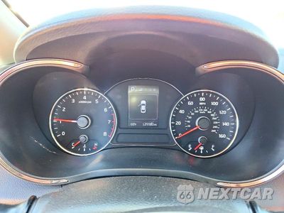 Zdjęcie 9 z 12 samochodu: 2018 KIA FORTE LX VIN:3KPFL4A70JE238637 - miniatura