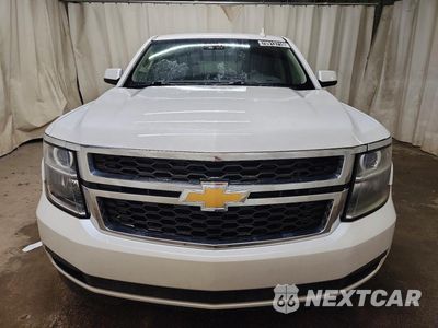 Piąte zdjęcie samochodu w środku: 2017 CHEVROLET TAHOE C1500 LT VIN:1GNSCBKC3HR137242 - miniatura