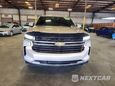 Piąte zdjęcie samochodu w środku: 2021 CHEVROLET TAHOE C1500 LT VIN:1GNSCNKD9MR221117 - miniatura