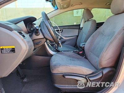 Zdjęcie 7 z 12 samochodu: 2015 HYUNDAI ELANTRA SE VIN:5NPDH4AEXFH566495 - miniatura
