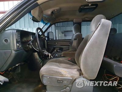 Zdjęcie 7 z 13 samochodu: 2001 CHEVROLET SILVERADO K2500 HEAVY DUTY VIN:1GCHK29171E335278 - miniatura