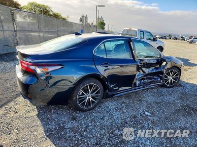 Trzecie zdjęcie samochodu z tyłu: 2021 TOYOTA CAMRY SE VIN:4T1T11AK6MU574337 - miniatura