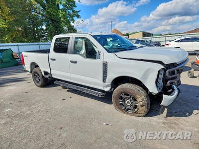 Czwarte zdjęcie samochodu z boku: 2026 FORD F250 SUPER DUTY VIN:1FT7W2BA7TED20552 - miniatura
