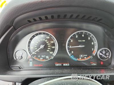 Zdjęcie 9 z 13 samochodu: 2015 BMW X5 SDRIVE35I VIN:5UXKR2C58F0H39922 - miniatura