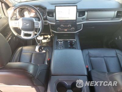 Zdjęcie 8 z 13 samochodu: 2022 FORD EXPEDITION XLT VIN:1FMJU1JT2NEA54963 - miniatura