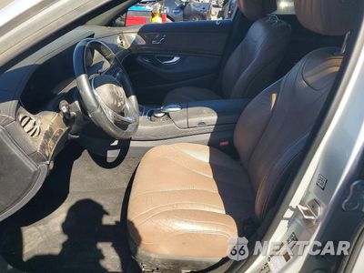 Zdjęcie 7 z 12 samochodu: 2020 MERCEDES-BENZ S 560 VIN:WDDUG8DB5LA517578 - miniatura