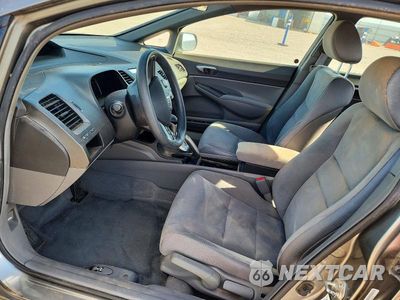 Zdjęcie 7 z 12 samochodu: 2008 HONDA CIVIC LX VIN:1HGFA16588L112251 - miniatura