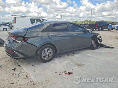 Trzecie zdjęcie samochodu z tyłu: 2025 HYUNDAI ELANTRA SE VIN:KMHLL4DG8SU908335 - miniatura