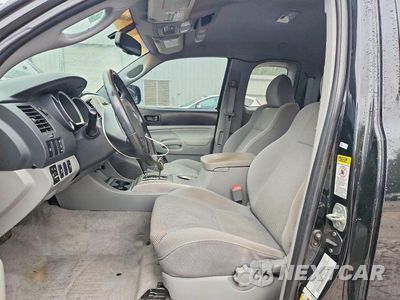 Zdjęcie 7 z 13 samochodu: 2010 TOYOTA TACOMA V6 VIN:5TEUU4EN2AZ683256 - miniatura