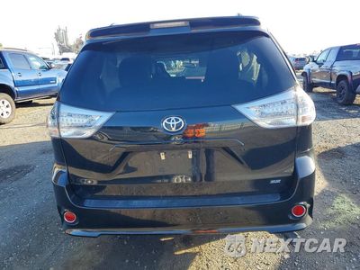Zdjęcie 6 z 13 samochodu: 2017 TOYOTA SIENNA SE VIN:5TDXZ3DC8HS797035 - miniatura