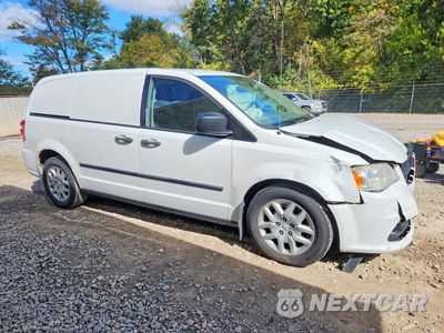 Czwarte zdjęcie samochodu z boku: 2015 RAM CARGO VAN TRADESMAN DELIVERY VAN VIN:2C4JRGAG2FR512209 - miniatura