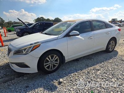 2015 HYUNDAI SONATA ECO 5NPE24AA8FH131266 - główne zdjęcie licytacji z USA - miniatura