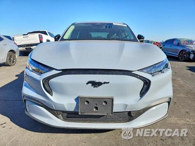 Piąte zdjęcie samochodu w środku: 2025 FORD MUSTANG MACH-E PREMIUM VIN:3FMTK3SU5SMA32379 - miniatura