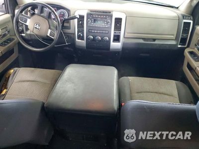 Zdjęcie 8 z 12 samochodu: 2010 DODGE RAM 1500 VIN:1D7RV1CT9AS244486 - miniatura