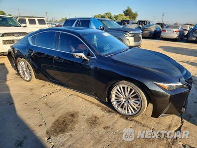 Czwarte zdjęcie samochodu z boku: 2024 LEXUS IS 300 BASE VIN:JTHDA1D21R5129587 - miniatura